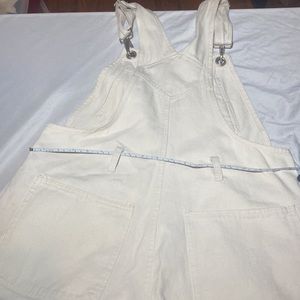 Set of overalls